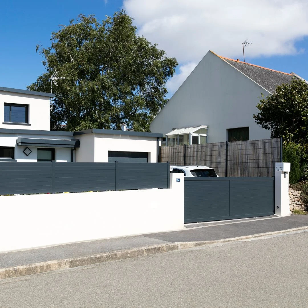 Ensemble portail et clôtures